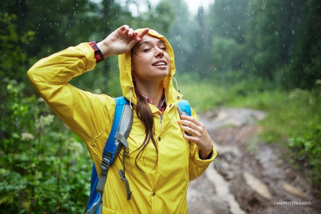 randonnée sous la pluie
