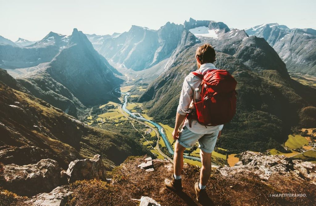solo hiking
