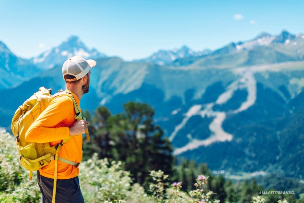 trekking