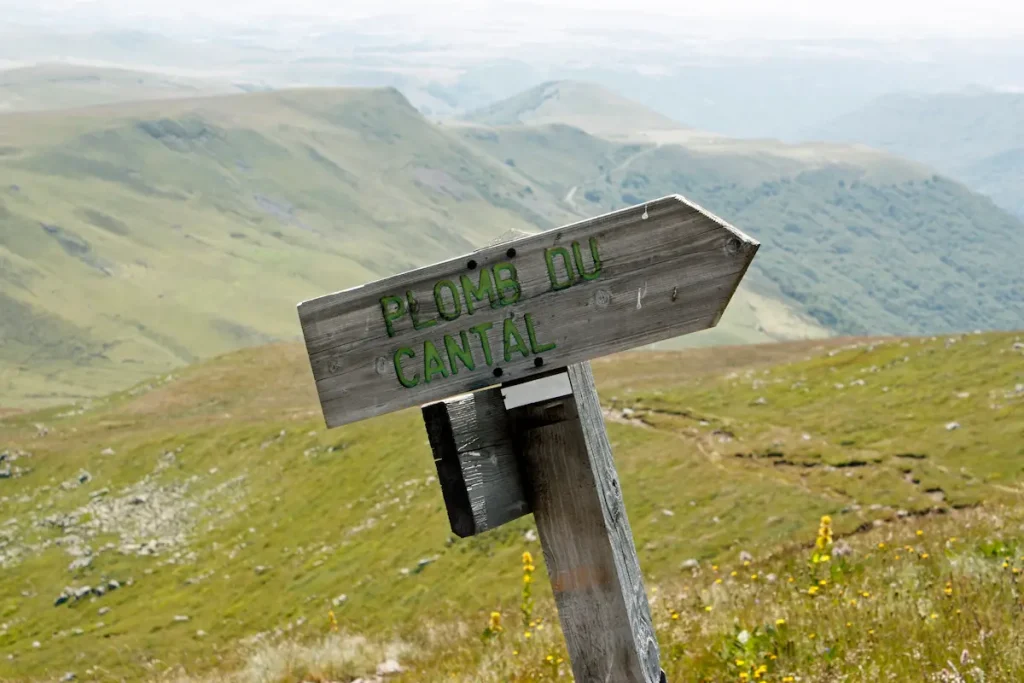 scandale dans le cantal