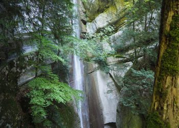 randonnée cascade angon