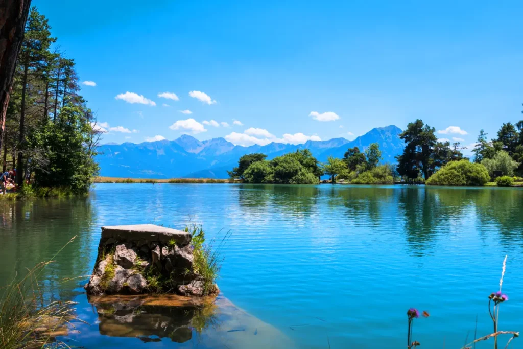 lac serre