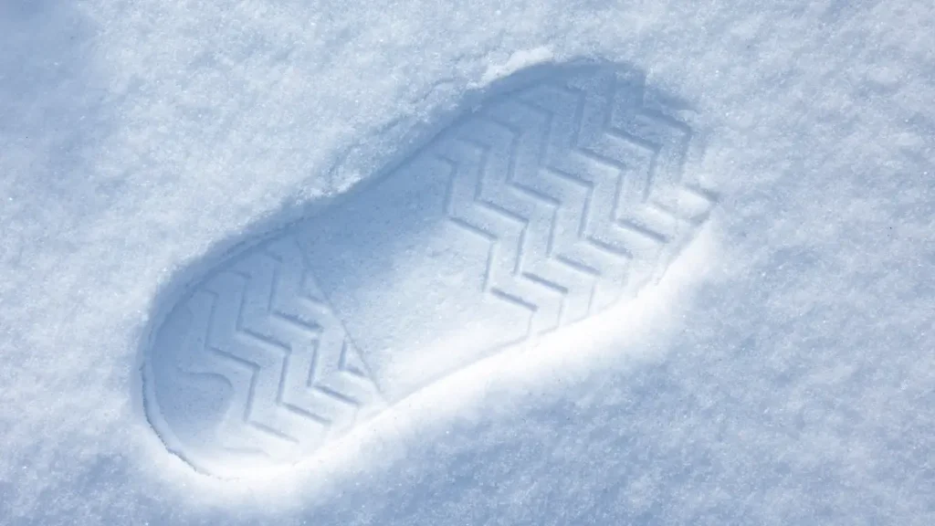 marcher dans la neige