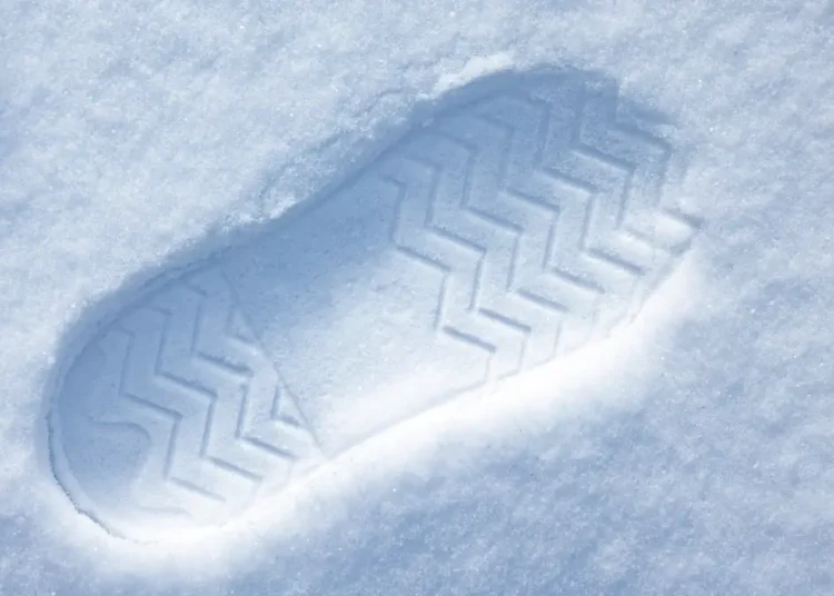 marcher dans la neige