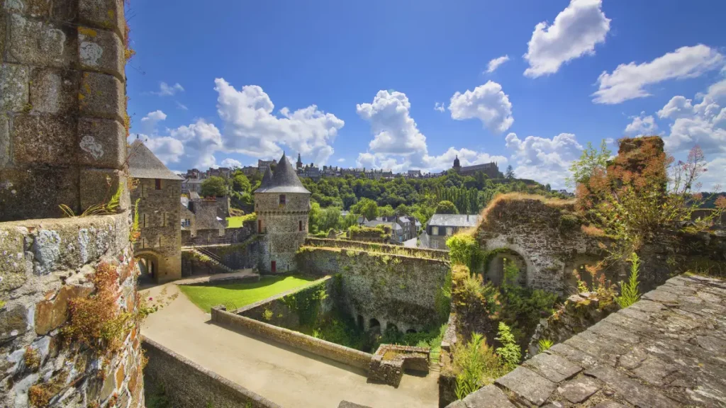 chateau de fougères