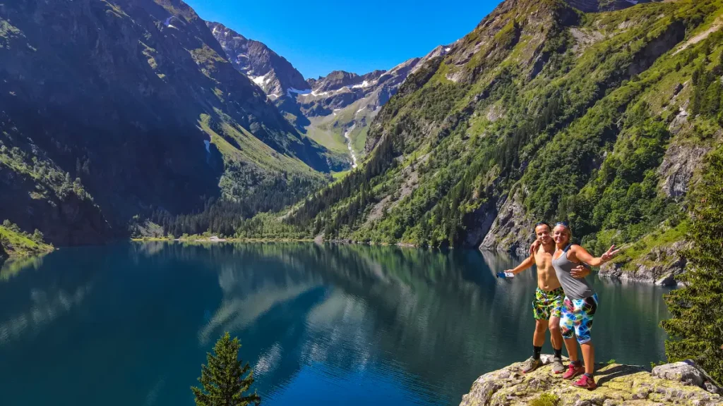 lac lauvitel