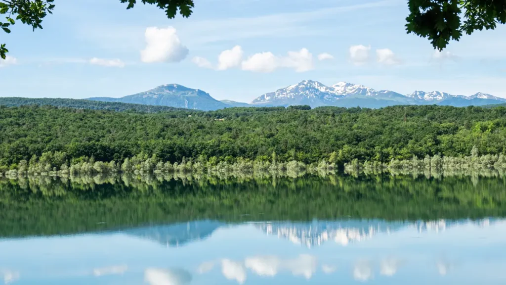lac montbel