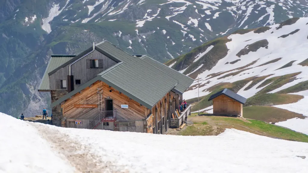 refuge col bonhomme