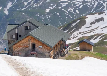 refuge col bonhomme