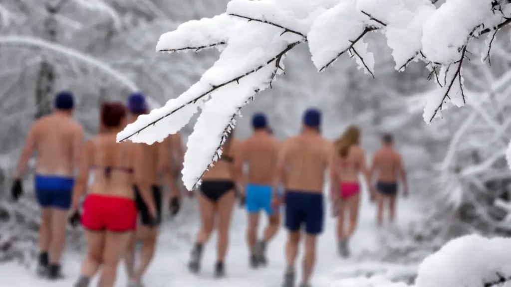 randonnée en slip dans la neige