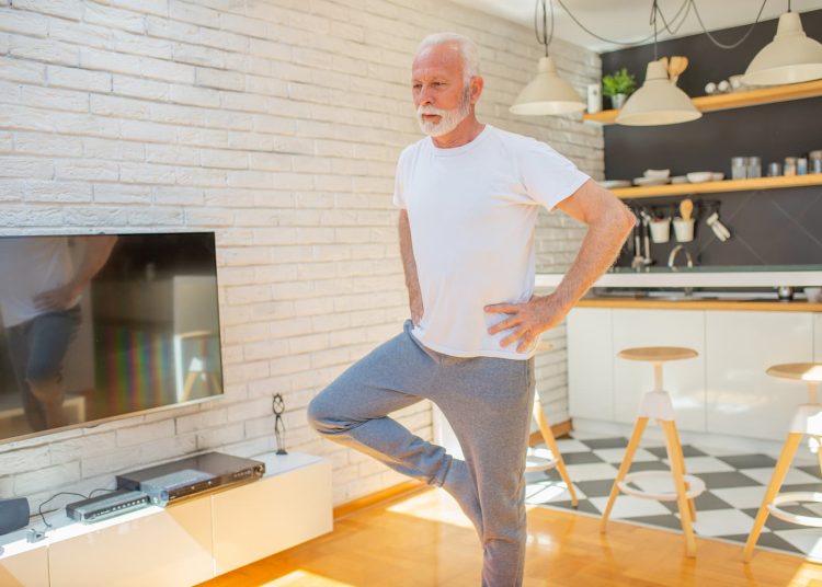 exercices senior maison