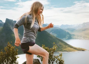 fast hiking