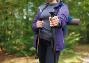 marche avec batons dynamiques