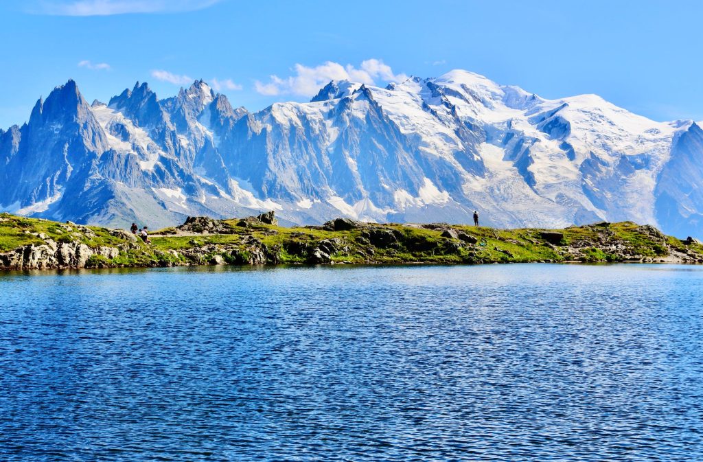 Le Tour du Mont Blanc interdit de bivouac sous 2 500 m : ce qui change