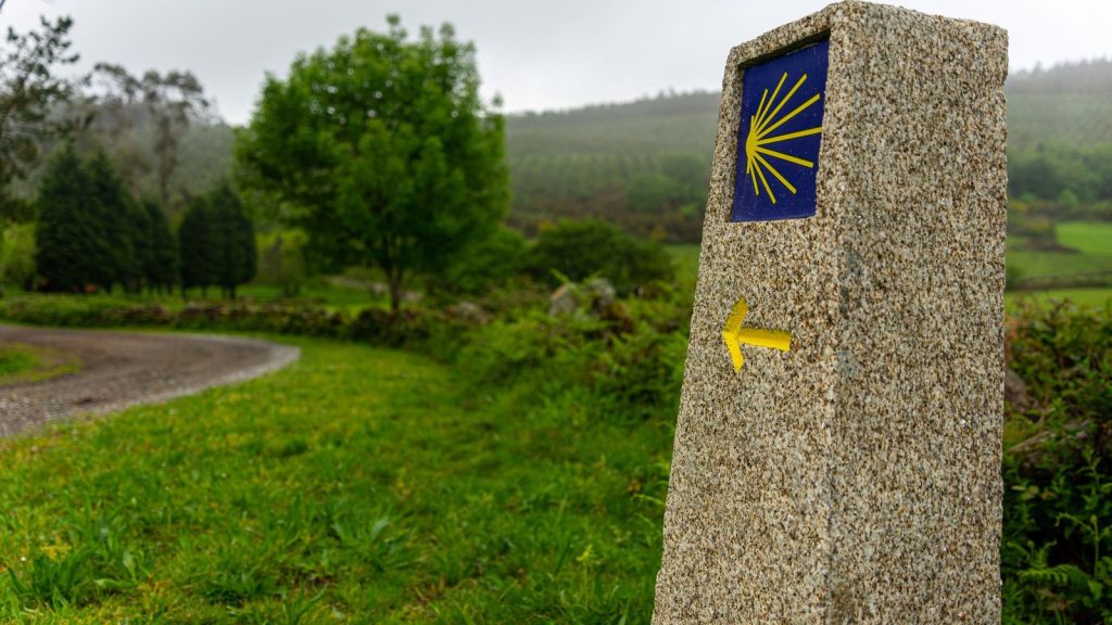 Chemin de Compostelle : pourquoi l’automne devient la nouvelle saison forte