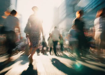 marcher en ville polluée